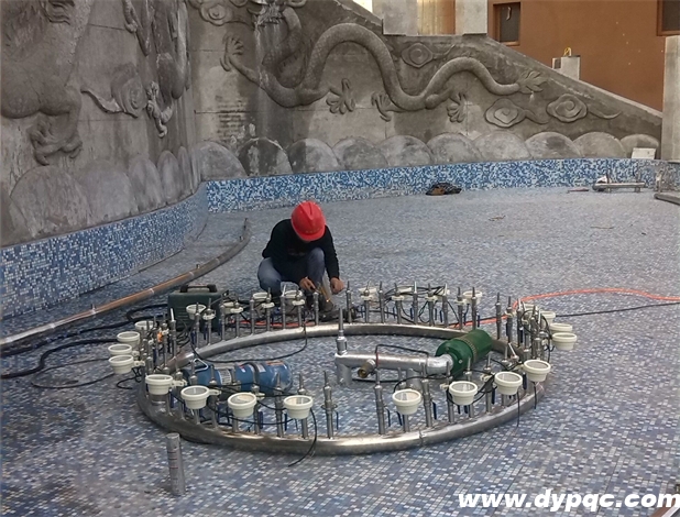 四川达州森林家苑水景喷泉安装现场 四川达州森林家苑水景喷泉安装现场