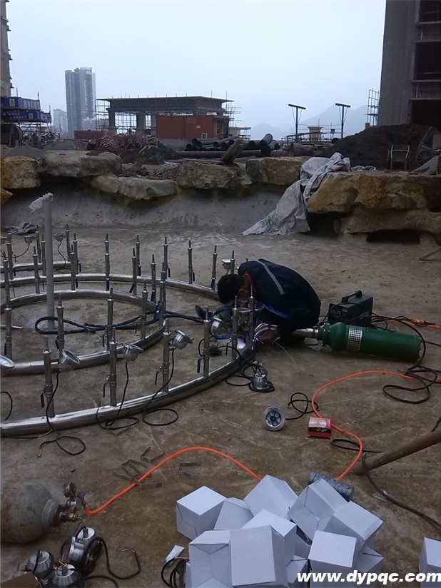 步步高升水景施工现场