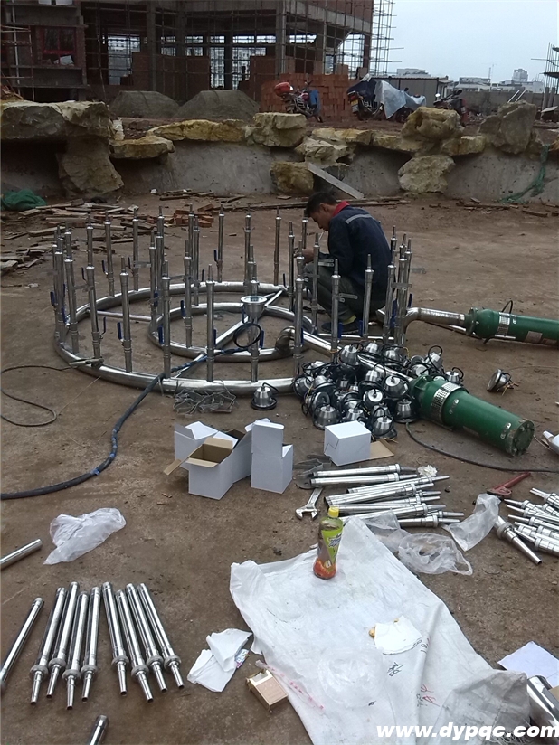 重庆丰都久桓城音乐喷泉施工现场