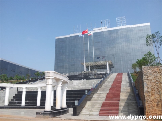 贵州其亚集团喷泉改造现场 贵州其亚集团喷泉改造现场