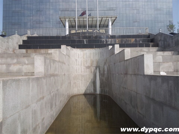 贵州其亚集团喷泉改造前阶梯水池 贵州其亚集团喷泉改造前阶梯水池