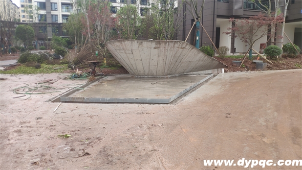 荣昌学府康城流水瀑布墙施工现场