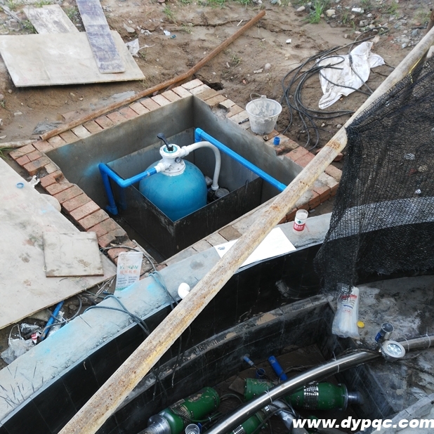 地埋式沙缸过滤器现场安装实拍 地埋式沙缸过滤器现场安装实拍