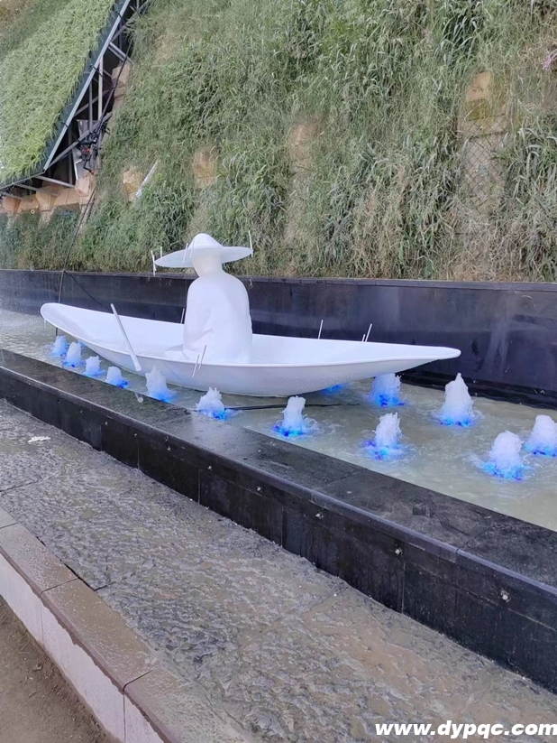 巫山南陵涌泉现场实拍 巫山南陵涌泉现场实拍