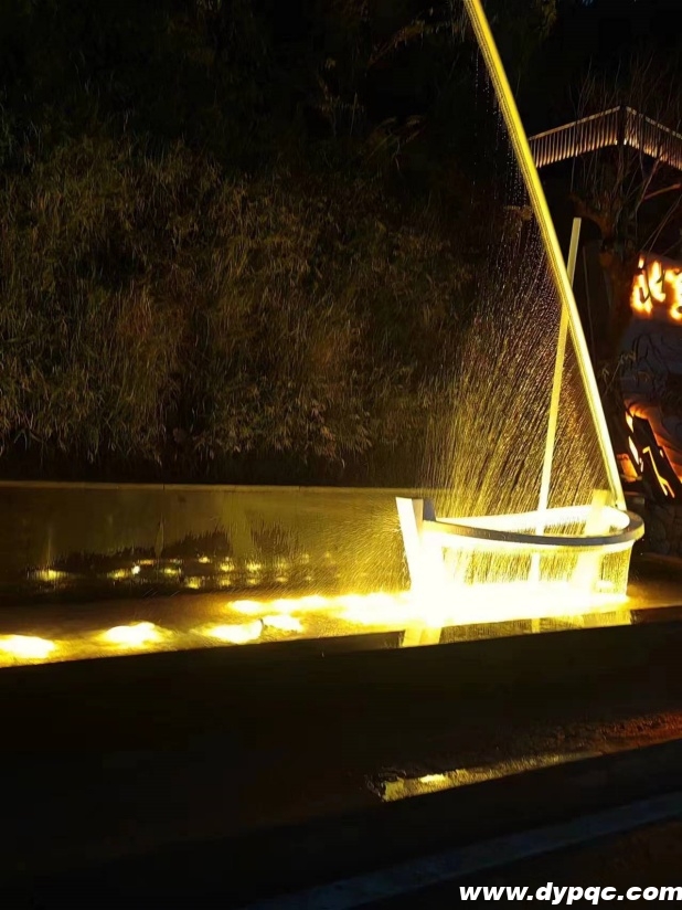 水幕船装置现场实拍 水幕船装置现场实拍