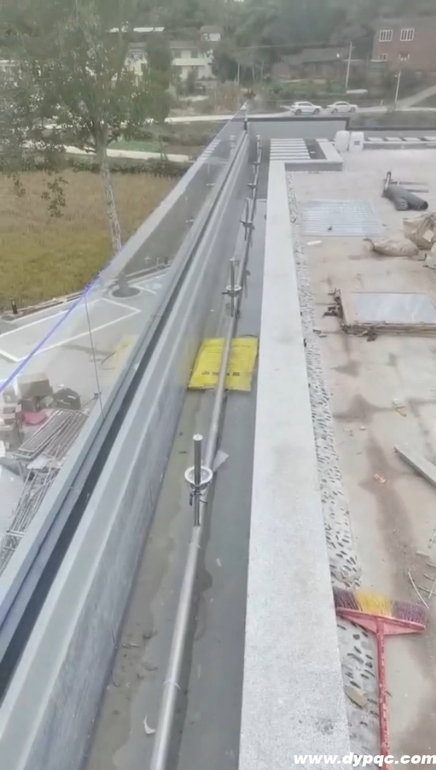 资中私人别墅庭院水景喷泉施工现场 资中私人别墅庭院水景喷泉施工现场