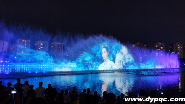 150米长的湖面级水幕电影夜景 150米长的湖面级水幕电影夜景