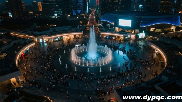 航拍城市中心广场喷泉 航拍城市中心广场喷泉